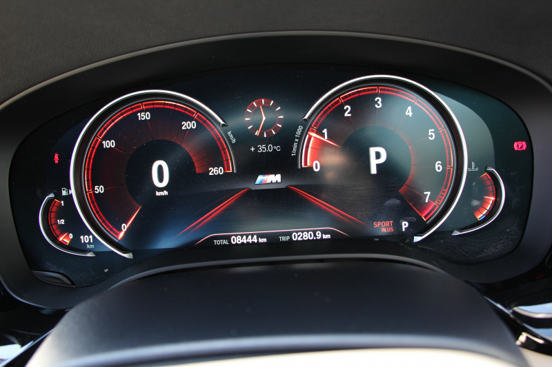 BMW 5シリーズ 540i Xdrive Mｽﾎﾟｰﾂ 4WD 1ｵｰﾅ ｻﾝﾙｰﾌ ﾅｲﾄﾋﾞｼﾞｮﾝ 直6ﾀｰﾎﾞ340馬力 DDCｻｽ ｺﾝﾌｫｰﾄ&ｲﾉﾍﾞｰｼｮﾝP ｱｲﾎﾞﾘｰﾚｻﾞｰ 全ﾋｰﾀｰ ﾏｯｻｰｼﾞﾍﾞﾝﾁﾚｰﾀｰ ﾃﾞｨｽﾌﾟﾚｲｷｰ ﾘﾓｰﾄP ﾊｰﾏﾝｶｰﾄﾞﾝ 液晶ﾒｰﾀｰ HUD 追ACC LED/H ﾀｯﾁ画面ﾅﾋﾞ2年保証