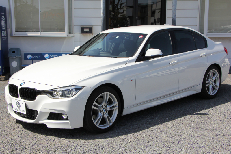 BMW 3シリーズ 320i Mｽﾎﾟｰﾂ 後期LCI 変更後新ｴﾝｼﾞﾝ ﾚﾑｽﾏﾌﾗｰ LEDﾍｯﾄﾞﾗｲﾄ&ﾃｰﾙ 追従ACC 衝突軽減ﾌﾞﾚｰｷ 車線逸脱警告 歩行者警告 ﾀｯﾁﾊﾟｯﾄﾞ対応HDDﾅﾋﾞBｶﾒﾗ ｽﾏｰﾄｷｰ Bluetooth接続 ﾊﾟﾄﾞﾙｼﾌﾄ 2年保証