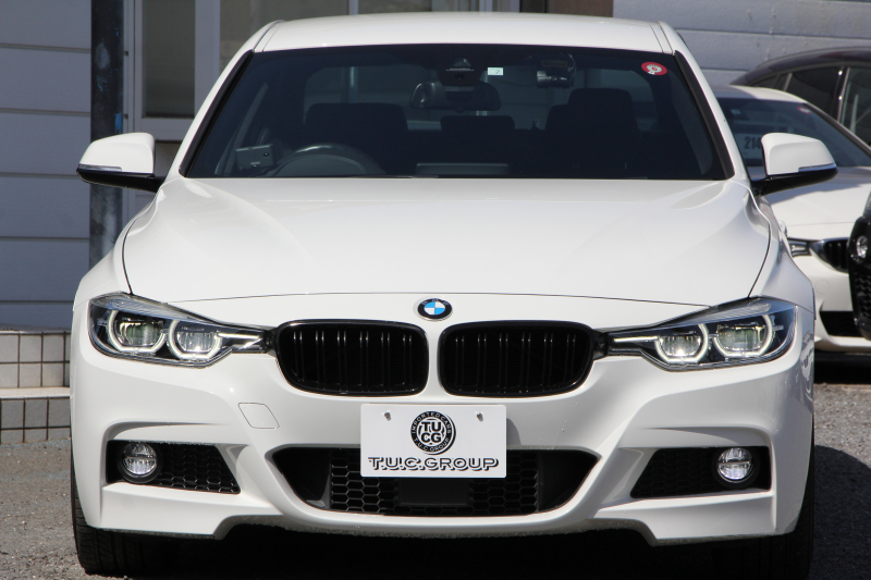 BMW 3シリーズ 320i Mｽﾎﾟｰﾂ 後期LCI 変更後新ｴﾝｼﾞﾝ ﾚﾑｽﾏﾌﾗｰ LEDﾍｯﾄﾞﾗｲﾄ&ﾃｰﾙ 追従ACC 衝突軽減ﾌﾞﾚｰｷ 車線逸脱警告 歩行者警告 ﾀｯﾁﾊﾟｯﾄﾞ対応HDDﾅﾋﾞBｶﾒﾗ ｽﾏｰﾄｷｰ Bluetooth接続 ﾊﾟﾄﾞﾙｼﾌﾄ 2年保証