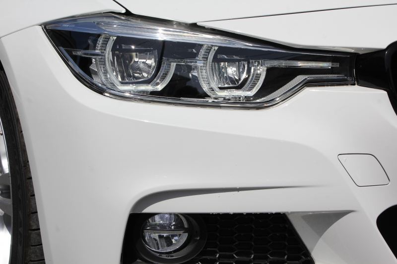 BMW 3シリーズ 320i Mｽﾎﾟｰﾂ 後期LCI 変更後新ｴﾝｼﾞﾝ ﾚﾑｽﾏﾌﾗｰ LEDﾍｯﾄﾞﾗｲﾄ&ﾃｰﾙ 追従ACC 衝突軽減ﾌﾞﾚｰｷ 車線逸脱警告 歩行者警告 ﾀｯﾁﾊﾟｯﾄﾞ対応HDDﾅﾋﾞBｶﾒﾗ ｽﾏｰﾄｷｰ Bluetooth接続 ﾊﾟﾄﾞﾙｼﾌﾄ 2年保証