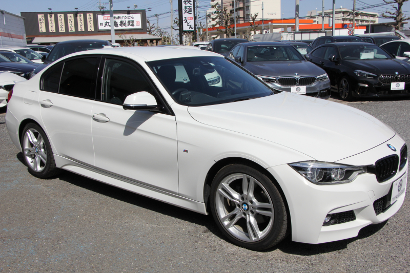 BMW 3シリーズ 320i Mｽﾎﾟｰﾂ 後期LCI 変更後新ｴﾝｼﾞﾝ ﾚﾑｽﾏﾌﾗｰ LEDﾍｯﾄﾞﾗｲﾄ&ﾃｰﾙ 追従ACC 衝突軽減ﾌﾞﾚｰｷ 車線逸脱警告 歩行者警告 ﾀｯﾁﾊﾟｯﾄﾞ対応HDDﾅﾋﾞBｶﾒﾗ ｽﾏｰﾄｷｰ Bluetooth接続 ﾊﾟﾄﾞﾙｼﾌﾄ 2年保証