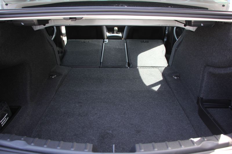 BMW 3シリーズ 320i Mｽﾎﾟｰﾂ 後期LCI 変更後新ｴﾝｼﾞﾝ ﾚﾑｽﾏﾌﾗｰ LEDﾍｯﾄﾞﾗｲﾄ&ﾃｰﾙ 追従ACC 衝突軽減ﾌﾞﾚｰｷ 車線逸脱警告 歩行者警告 ﾀｯﾁﾊﾟｯﾄﾞ対応HDDﾅﾋﾞBｶﾒﾗ ｽﾏｰﾄｷｰ Bluetooth接続 ﾊﾟﾄﾞﾙｼﾌﾄ 2年保証