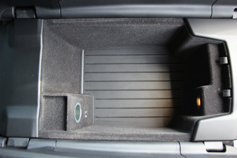 BMW 5シリーズ 530i Mｽﾎﾟｰﾂ 高出力 252馬力 3Dﾃﾞｻﾞｲﾝｴｱﾛ 液晶ﾒｰﾀｰ 全ﾋｰﾀｰ黒革 追従ACC HUD ｽﾃｱﾘﾝｸﾞｻﾎﾟｰﾄ ﾀｯﾁ画面ﾅﾋﾞTV 360度ﾊﾟﾉﾗﾏｶﾒﾗ ｱｸﾃｨﾌﾞPDC緊急ﾌﾞﾚｰｷ LEDﾍｯﾄﾞﾗｲﾄ ｵｰﾄﾊｲﾋﾞｰﾑ 電動ﾄﾗﾝｸ 2年保証