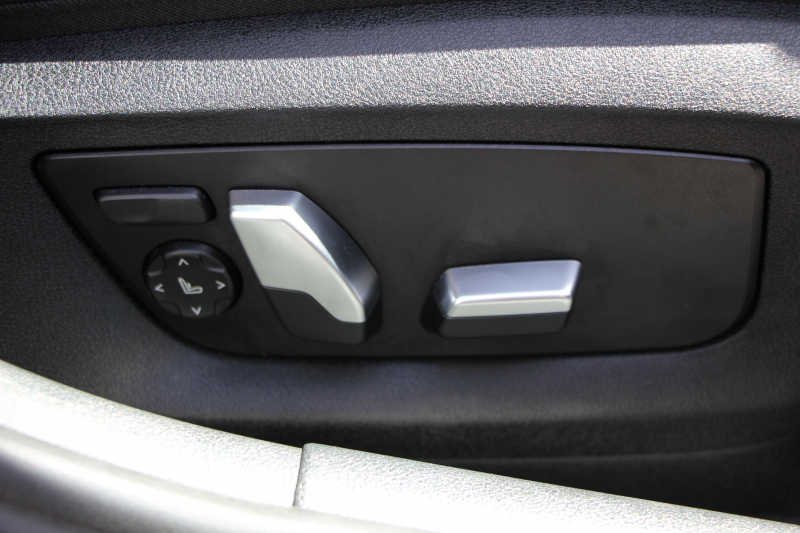 BMW 5シリーズ 530i Mｽﾎﾟｰﾂ 高出力 252馬力 3Dﾃﾞｻﾞｲﾝｴｱﾛ 液晶ﾒｰﾀｰ 全ﾋｰﾀｰ黒革 追従ACC HUD ｽﾃｱﾘﾝｸﾞｻﾎﾟｰﾄ ﾀｯﾁ画面ﾅﾋﾞTV 360度ﾊﾟﾉﾗﾏｶﾒﾗ ｱｸﾃｨﾌﾞPDC緊急ﾌﾞﾚｰｷ LEDﾍｯﾄﾞﾗｲﾄ ｵｰﾄﾊｲﾋﾞｰﾑ 電動ﾄﾗﾝｸ 2年保証