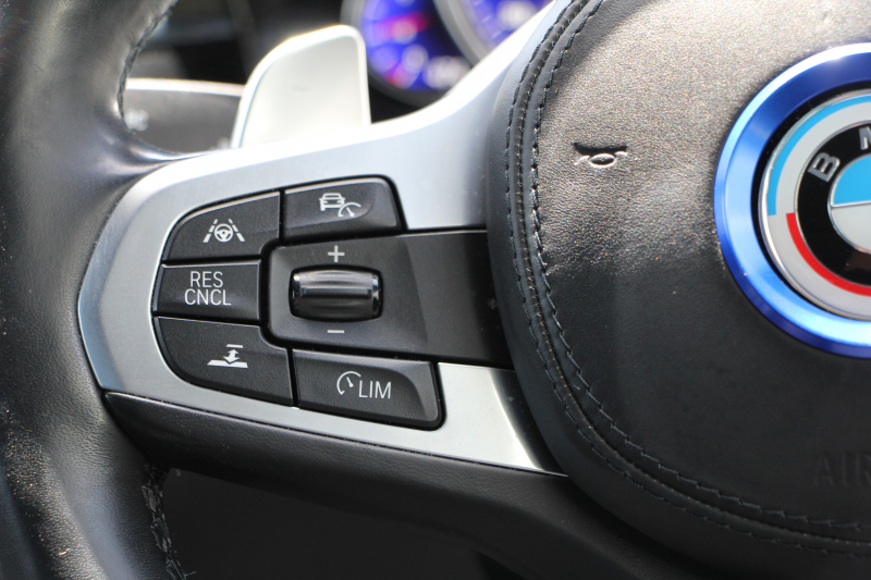 BMW 5シリーズ 530i Mｽﾎﾟｰﾂ 高出力 252馬力 3Dﾃﾞｻﾞｲﾝｴｱﾛ 液晶ﾒｰﾀｰ 全ﾋｰﾀｰ黒革 追従ACC HUD ｽﾃｱﾘﾝｸﾞｻﾎﾟｰﾄ ﾀｯﾁ画面ﾅﾋﾞTV 360度ﾊﾟﾉﾗﾏｶﾒﾗ ｱｸﾃｨﾌﾞPDC緊急ﾌﾞﾚｰｷ LEDﾍｯﾄﾞﾗｲﾄ ｵｰﾄﾊｲﾋﾞｰﾑ 電動ﾄﾗﾝｸ 2年保証