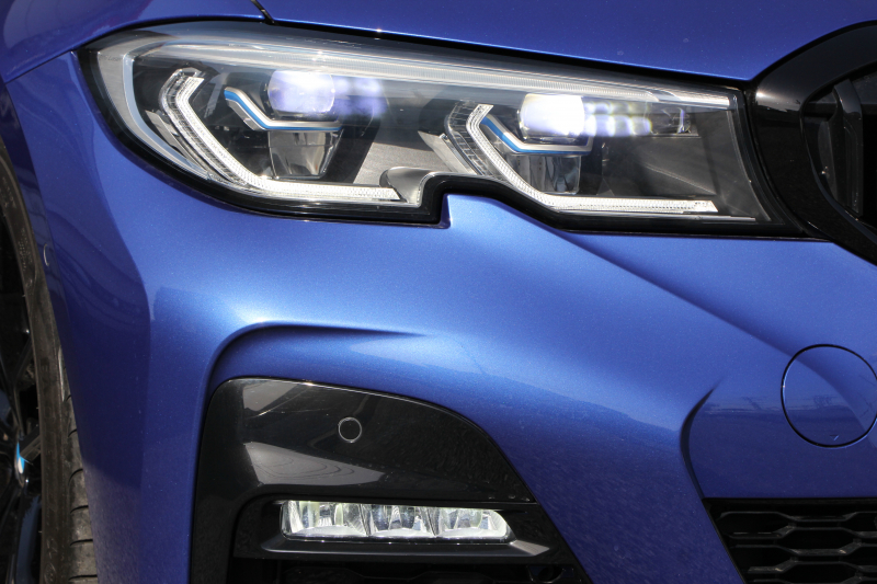 BMW 3シリーズ 330i Mｽﾎﾟｰﾂ 高出力 258馬力 ｲﾉﾍﾞｰｼｮﾝ&ｺﾝﾌｫｰﾄ&ﾃﾞﾋﾞｭｰP ﾚｰｻﾞｰLEDﾗｲﾄ HUD ｼﾞｪｽﾁｬｰC ﾋｰﾀｰ黒革 Pｱｼｽﾄ+ 360度ｶﾒﾗ BMWﾗｲﾌﾞｺｯｸﾋﾟｯﾄﾞApplecarplay ｽﾃｱﾘﾝｸﾞｱｼｽﾄ 追従ACC 電動ﾄﾗﾝｸ 2年保証