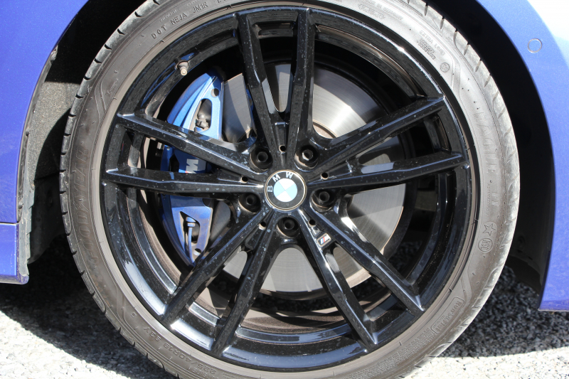 BMW 3シリーズ 330i Mｽﾎﾟｰﾂ 高出力 258馬力 ｲﾉﾍﾞｰｼｮﾝ&ｺﾝﾌｫｰﾄ&ﾃﾞﾋﾞｭｰP ﾚｰｻﾞｰLEDﾗｲﾄ HUD ｼﾞｪｽﾁｬｰC ﾋｰﾀｰ黒革 Pｱｼｽﾄ+ 360度ｶﾒﾗ BMWﾗｲﾌﾞｺｯｸﾋﾟｯﾄﾞApplecarplay ｽﾃｱﾘﾝｸﾞｱｼｽﾄ 追従ACC 電動ﾄﾗﾝｸ 2年保証