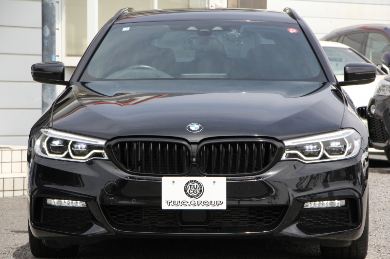 BMW 5シリーズ 523d ﾂｰﾘﾝｸﾞｴﾃﾞｨｼｮﾝﾐｯｼｮﾝｲﾝﾎﾟｯｼﾌﾞﾙ 特別仕様車 ﾅｲﾄﾌﾞﾙｰﾚｻﾞｰ HUD ﾊｰﾏﾝｶｰﾄﾞﾝ 追従ACC ｽﾃｱﾘﾝｸﾞｻﾎﾟｰﾄ ﾀｯﾁ画面HDDﾅﾋﾞTV LEDﾍｯﾄﾞﾗｲﾄ ｵｰﾄﾊｲﾋﾞｰﾑ 電動ﾘｱｹﾞｰﾄ 360度ｶﾒﾗ 全席ﾋｰﾀｰ ﾌﾞﾗｯｸ19AW 2年保証