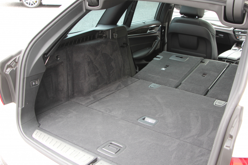 BMW 5シリーズ 530i ﾂｰﾘﾝｸﾞMｽﾎﾟｰﾂ ｾﾚｸﾄP 1ｵｰﾅ ﾊﾟﾉﾗﾏｻﾝR ﾊｰﾏﾝｶｰﾄﾞﾝ 4ｿﾞｰﾝAC 252馬力 全ﾋｰﾀｰ黒革 HUD 追従ACC ｽﾃｱﾘﾝｸﾞｻﾎﾟｰﾄ 液晶ﾒｰﾀｰ LEDﾍｯﾄﾞﾗｲﾄ ｵｰﾄﾊｲﾋﾞｰﾑ Pｱｼｽﾄﾌﾟﾗｽ ﾀｯﾁ画面ﾅﾋﾞ電動ﾄﾗﾝｸ 19AW Mｽﾎﾟｰﾂﾌﾞﾚｰｷ 2年保証