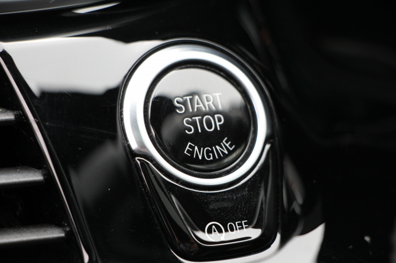 BMW 5シリーズ 530i ﾂｰﾘﾝｸﾞMｽﾎﾟｰﾂ ｾﾚｸﾄP 1ｵｰﾅ ﾊﾟﾉﾗﾏｻﾝR ﾊｰﾏﾝｶｰﾄﾞﾝ 4ｿﾞｰﾝAC 252馬力 全ﾋｰﾀｰ黒革 HUD 追従ACC ｽﾃｱﾘﾝｸﾞｻﾎﾟｰﾄ 液晶ﾒｰﾀｰ LEDﾍｯﾄﾞﾗｲﾄ ｵｰﾄﾊｲﾋﾞｰﾑ Pｱｼｽﾄﾌﾟﾗｽ ﾀｯﾁ画面ﾅﾋﾞ電動ﾄﾗﾝｸ 19AW Mｽﾎﾟｰﾂﾌﾞﾚｰｷ 2年保証