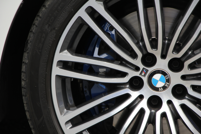 BMW 5シリーズ 530i ﾂｰﾘﾝｸﾞMｽﾎﾟｰﾂ ｾﾚｸﾄP 1ｵｰﾅ ﾊﾟﾉﾗﾏｻﾝR ﾊｰﾏﾝｶｰﾄﾞﾝ 4ｿﾞｰﾝAC 252馬力 全ﾋｰﾀｰ黒革 HUD 追従ACC ｽﾃｱﾘﾝｸﾞｻﾎﾟｰﾄ 液晶ﾒｰﾀｰ LEDﾍｯﾄﾞﾗｲﾄ ｵｰﾄﾊｲﾋﾞｰﾑ Pｱｼｽﾄﾌﾟﾗｽ ﾀｯﾁ画面ﾅﾋﾞ電動ﾄﾗﾝｸ 19AW Mｽﾎﾟｰﾂﾌﾞﾚｰｷ 2年保証