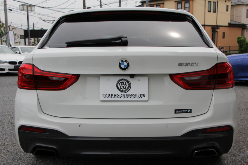 BMW 5シリーズ 530i ﾂｰﾘﾝｸﾞMｽﾎﾟｰﾂ ｾﾚｸﾄP 1ｵｰﾅ ﾊﾟﾉﾗﾏｻﾝR ﾊｰﾏﾝｶｰﾄﾞﾝ 4ｿﾞｰﾝAC 252馬力 全ﾋｰﾀｰ黒革 HUD 追従ACC ｽﾃｱﾘﾝｸﾞｻﾎﾟｰﾄ 液晶ﾒｰﾀｰ LEDﾍｯﾄﾞﾗｲﾄ ｵｰﾄﾊｲﾋﾞｰﾑ Pｱｼｽﾄﾌﾟﾗｽ ﾀｯﾁ画面ﾅﾋﾞ電動ﾄﾗﾝｸ 19AW Mｽﾎﾟｰﾂﾌﾞﾚｰｷ 2年保証