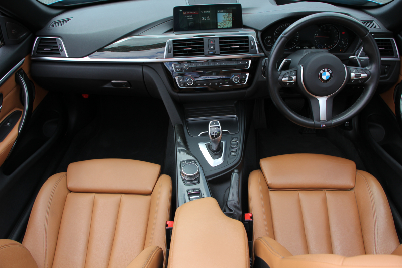 BMW 4シリーズ 440i ｶﾌﾞﾘｵﾚ Mｽﾎﾟｰﾂ ﾌｧｽﾄﾄﾗｯｸP 後期 ﾌｪｲｽﾘﾌﾄ後 ｴｱｶﾗｰ ﾋｰﾀｰ茶革 B58新ｴﾝｼﾞﾝ 326馬力 HUD 追従ACC ﾚｰﾝﾁｪﾝｼﾞ警告 ﾊｰﾏﾝｶｰﾄﾞﾝ 可変Mｻｽ Mｽﾎﾟｰﾂﾌﾞﾚｰｷ 19AW ﾀｯﾁ画面ﾅﾋﾞTV LEDﾍｯﾄﾞﾗｲﾄ＆ﾃｰﾙ TOPﾋﾞｭｰｶﾒﾗ Pｱｼｽﾄ 2年保証