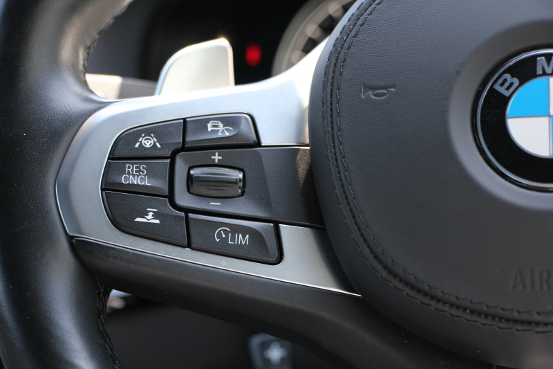 BMW 5シリーズ 523d Mｽﾎﾟｰﾂ ﾊｲﾗｲﾝ ｲﾉﾍﾞｰｼｮﾝP 1ｵｰﾅ 全ﾋｰﾀｰ黒革 HUD ｼﾞｪｽﾁｬｰC ﾃﾞｨｽﾌﾟﾚｲｷｰ ﾘﾓｰﾄP LEDﾍｯﾄﾞﾗｲﾄ ｵｰﾄﾊｲﾋﾞｰﾑ 追従ACC ｽﾃｱﾘﾝｸﾞｻﾎﾟｰﾄ ﾀｯﾁ画面HDDﾅﾋﾞTV 360度ｶﾒﾗ Pｱｼｽﾄﾌﾟﾗｽ 2年保証