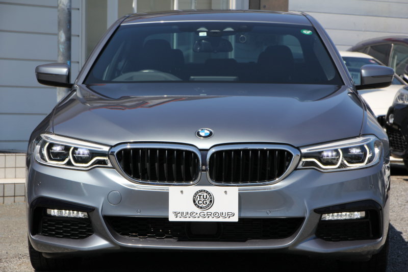 BMW 5シリーズ 523d Mｽﾎﾟｰﾂ ﾊｲﾗｲﾝ ｲﾉﾍﾞｰｼｮﾝP 1ｵｰﾅ 全ﾋｰﾀｰ黒革 HUD ｼﾞｪｽﾁｬｰC ﾃﾞｨｽﾌﾟﾚｲｷｰ ﾘﾓｰﾄP LEDﾍｯﾄﾞﾗｲﾄ ｵｰﾄﾊｲﾋﾞｰﾑ 追従ACC ｽﾃｱﾘﾝｸﾞｻﾎﾟｰﾄ ﾀｯﾁ画面HDDﾅﾋﾞTV 360度ｶﾒﾗ Pｱｼｽﾄﾌﾟﾗｽ 2年保証