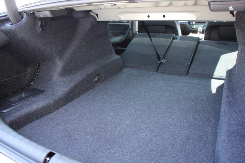 BMW 5シリーズ 523d Mｽﾎﾟｰﾂ ﾊｲﾗｲﾝ ｲﾉﾍﾞｰｼｮﾝP 1ｵｰﾅ 全ﾋｰﾀｰ黒革 HUD ｼﾞｪｽﾁｬｰC ﾃﾞｨｽﾌﾟﾚｲｷｰ ﾘﾓｰﾄP LEDﾍｯﾄﾞﾗｲﾄ ｵｰﾄﾊｲﾋﾞｰﾑ 追従ACC ｽﾃｱﾘﾝｸﾞｻﾎﾟｰﾄ ﾀｯﾁ画面HDDﾅﾋﾞTV 360度ｶﾒﾗ Pｱｼｽﾄﾌﾟﾗｽ 2年保証