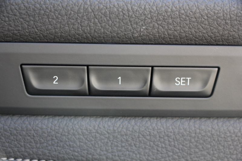 BMW 5シリーズ 523d Mｽﾎﾟｰﾂ ﾊｲﾗｲﾝ ｲﾉﾍﾞｰｼｮﾝP 1ｵｰﾅ 全ﾋｰﾀｰ黒革 HUD ｼﾞｪｽﾁｬｰC ﾃﾞｨｽﾌﾟﾚｲｷｰ ﾘﾓｰﾄP LEDﾍｯﾄﾞﾗｲﾄ ｵｰﾄﾊｲﾋﾞｰﾑ 追従ACC ｽﾃｱﾘﾝｸﾞｻﾎﾟｰﾄ ﾀｯﾁ画面HDDﾅﾋﾞTV 360度ｶﾒﾗ Pｱｼｽﾄﾌﾟﾗｽ 2年保証