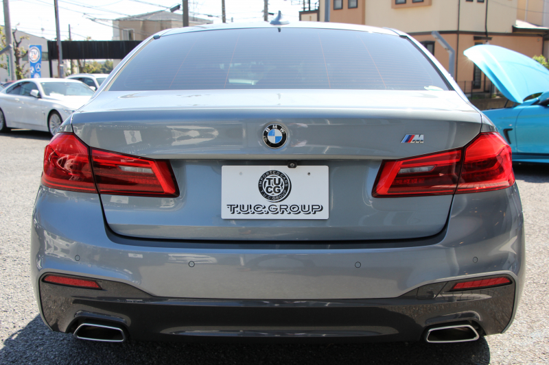 BMW 5シリーズ 523d Mｽﾎﾟｰﾂ ﾊｲﾗｲﾝ ｲﾉﾍﾞｰｼｮﾝP 1ｵｰﾅ 全ﾋｰﾀｰ黒革 HUD ｼﾞｪｽﾁｬｰC ﾃﾞｨｽﾌﾟﾚｲｷｰ ﾘﾓｰﾄP LEDﾍｯﾄﾞﾗｲﾄ ｵｰﾄﾊｲﾋﾞｰﾑ 追従ACC ｽﾃｱﾘﾝｸﾞｻﾎﾟｰﾄ ﾀｯﾁ画面HDDﾅﾋﾞTV 360度ｶﾒﾗ Pｱｼｽﾄﾌﾟﾗｽ 2年保証