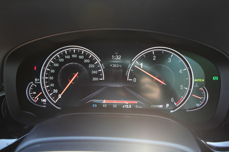 BMW 5シリーズ 523d Mｽﾎﾟｰﾂ ﾊｲﾗｲﾝ ｲﾉﾍﾞｰｼｮﾝP 1ｵｰﾅ 全ﾋｰﾀｰ黒革 HUD ｼﾞｪｽﾁｬｰC ﾃﾞｨｽﾌﾟﾚｲｷｰ ﾘﾓｰﾄP LEDﾍｯﾄﾞﾗｲﾄ ｵｰﾄﾊｲﾋﾞｰﾑ 追従ACC ｽﾃｱﾘﾝｸﾞｻﾎﾟｰﾄ ﾀｯﾁ画面HDDﾅﾋﾞTV 360度ｶﾒﾗ Pｱｼｽﾄﾌﾟﾗｽ 2年保証