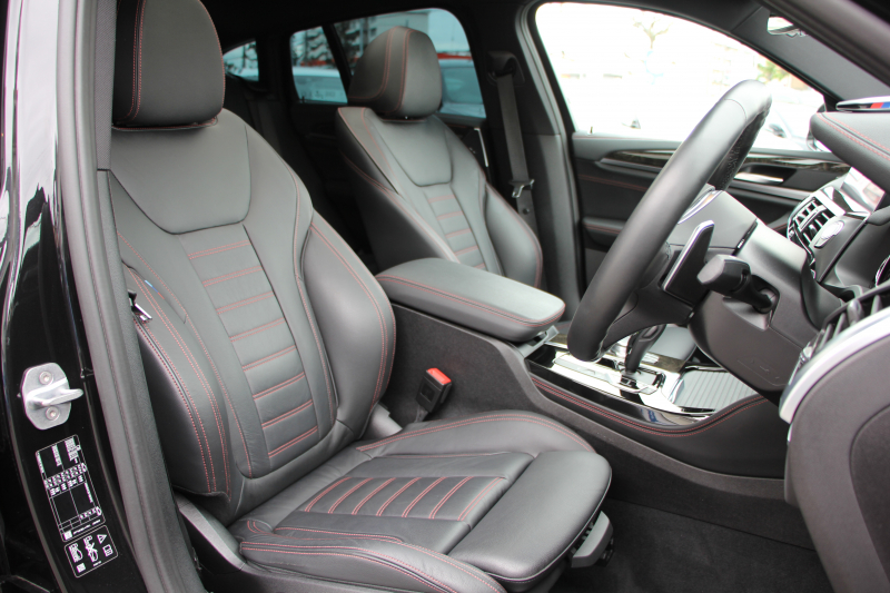 BMW X4 M40i 360馬力直6ﾀｰﾎﾞﾊﾟﾉﾗﾏｻﾝﾙｰﾌ 全席ﾋｰﾀｰ黒革 可変Mｻｽ 専用ﾃﾞﾌ 専用21AW ﾊｰﾏﾝｶｰﾄﾞﾝ 追従ACC HUD ｽﾃｱﾘﾝｸﾞｻﾎﾟｰﾄ ﾀｯﾁ画面HDDﾅﾋﾞTV 360度ﾊﾟﾉﾗﾏｶﾒﾗ PDC緊急ﾌﾞﾚｰｷ 2年保証