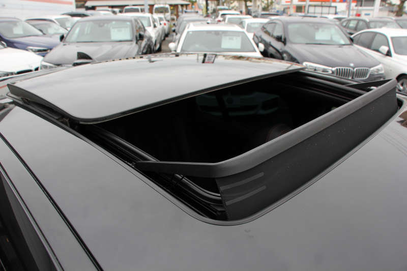 BMW X4 M40i 360馬力直6ﾀｰﾎﾞﾊﾟﾉﾗﾏｻﾝﾙｰﾌ 全席ﾋｰﾀｰ黒革 可変Mｻｽ 専用ﾃﾞﾌ 専用21AW ﾊｰﾏﾝｶｰﾄﾞﾝ 追従ACC HUD ｽﾃｱﾘﾝｸﾞｻﾎﾟｰﾄ ﾀｯﾁ画面HDDﾅﾋﾞTV 360度ﾊﾟﾉﾗﾏｶﾒﾗ PDC緊急ﾌﾞﾚｰｷ 2年保証