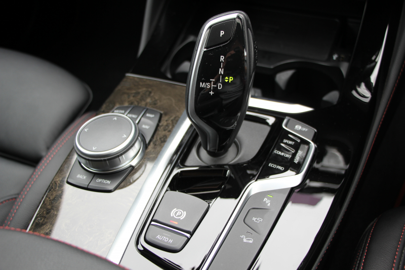 BMW X4 M40i 360馬力直6ﾀｰﾎﾞﾊﾟﾉﾗﾏｻﾝﾙｰﾌ 全席ﾋｰﾀｰ黒革 可変Mｻｽ 専用ﾃﾞﾌ 専用21AW ﾊｰﾏﾝｶｰﾄﾞﾝ 追従ACC HUD ｽﾃｱﾘﾝｸﾞｻﾎﾟｰﾄ ﾀｯﾁ画面HDDﾅﾋﾞTV 360度ﾊﾟﾉﾗﾏｶﾒﾗ PDC緊急ﾌﾞﾚｰｷ 2年保証