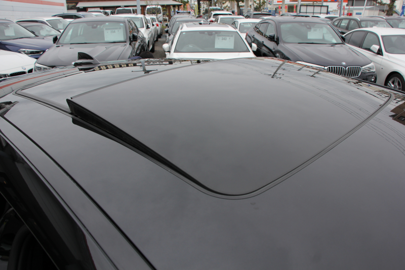 BMW X4 M40i 360馬力直6ﾀｰﾎﾞﾊﾟﾉﾗﾏｻﾝﾙｰﾌ 全席ﾋｰﾀｰ黒革 可変Mｻｽ 専用ﾃﾞﾌ 専用21AW ﾊｰﾏﾝｶｰﾄﾞﾝ 追従ACC HUD ｽﾃｱﾘﾝｸﾞｻﾎﾟｰﾄ ﾀｯﾁ画面HDDﾅﾋﾞTV 360度ﾊﾟﾉﾗﾏｶﾒﾗ PDC緊急ﾌﾞﾚｰｷ 2年保証