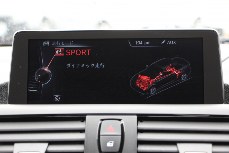 BMW 2シリーズ M235i ｸｰﾍﾟ6速MT 直6ﾀｰﾎﾞ326馬力 真珠色 ｱﾀﾞﾌﾟﾃｨﾌﾞMｻｽ ﾋｰﾀｰ黒革 ﾌﾙｾｸﾞTV ﾊｰﾏﾝｶｰﾄﾞﾝ 衝突軽減ﾌﾞﾚｰｷ 車線逸脱警告 歩行者警告 ﾌﾞﾚｰｷ付ｸﾙｺﾝ HDDﾅﾋﾞBｶﾒﾗ ｽﾏｰﾄｷｰ BT接続 18AW 専用ｴｱﾛ 専用ﾌﾞﾚｰｷ ｳｯﾄﾞﾊﾟﾈﾙ 2年保証