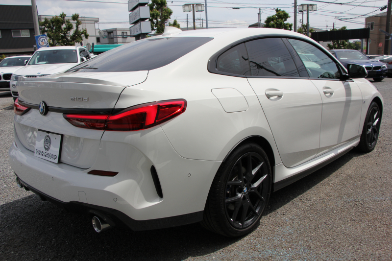 BMW 2シリーズ 218d ｸﾞﾗﾝｸｰﾍﾟMｽﾎﾟｰﾂ MｽﾎﾟｰﾂﾌﾟﾗｽP HUD Mｽﾎﾟｰﾂｼｰﾄ Mｼｰﾄﾍﾞﾙﾄ Mｽﾎﾟｰﾂﾌﾞﾚｰｷ ﾅﾋﾞｹﾞｰｼｮﾝP BMWﾗｲﾌﾞｺｯｸﾋﾟｯﾄ ｱｯﾌﾟﾙｶｰﾌﾟﾚｲ 後退ｱｼｽﾄ AI音声会話 ﾜｲﾔﾚｽ充電 追従ACC LEDﾍｯﾄﾞﾗｲﾄ ｵｰﾄﾊｲﾋﾞｰﾑ ｵﾌﾟｼｮﾝ18AW 2年保証