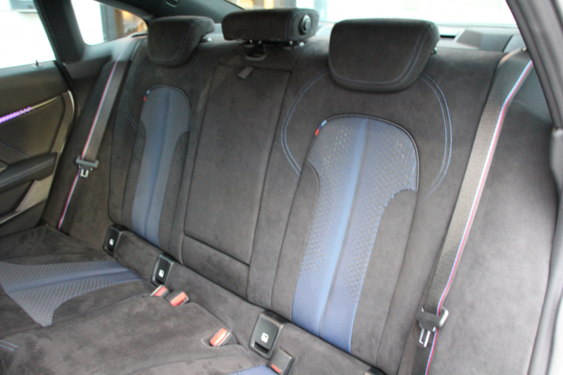 BMW 2シリーズ 218d ｸﾞﾗﾝｸｰﾍﾟMｽﾎﾟｰﾂ MｽﾎﾟｰﾂﾌﾟﾗｽP HUD Mｽﾎﾟｰﾂｼｰﾄ Mｼｰﾄﾍﾞﾙﾄ Mｽﾎﾟｰﾂﾌﾞﾚｰｷ ﾅﾋﾞｹﾞｰｼｮﾝP BMWﾗｲﾌﾞｺｯｸﾋﾟｯﾄ ｱｯﾌﾟﾙｶｰﾌﾟﾚｲ 後退ｱｼｽﾄ AI音声会話 ﾜｲﾔﾚｽ充電 追従ACC LEDﾍｯﾄﾞﾗｲﾄ ｵｰﾄﾊｲﾋﾞｰﾑ ｵﾌﾟｼｮﾝ18AW 2年保証