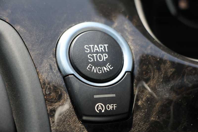 BMW 6シリーズ 640i ｸﾞﾗﾝｸｰﾍﾟMｽﾎﾟｰﾂ 変更後ﾓﾃﾞﾙ ｻﾝﾙｰﾌ ﾋｰﾀｰ黒革 LEDﾍｯﾄﾞﾗｲﾄ ｵﾌﾟｼｮﾝ20AW NEWﾃﾞｻﾞｲﾝｽﾃｱﾘﾝｸﾞ衝突軽減ﾌﾞﾚｰｷ 車線逸脱警告 歩行者警告 ｸﾙｺﾝ HDDﾅﾋﾞTV Bｶﾒﾗ ﾊﾟﾄﾞﾙｼﾌﾄ ｽﾏｰﾄｷｰ 専用ｴｱﾛ 320馬力 直6ﾀｰﾎﾞ2年保証