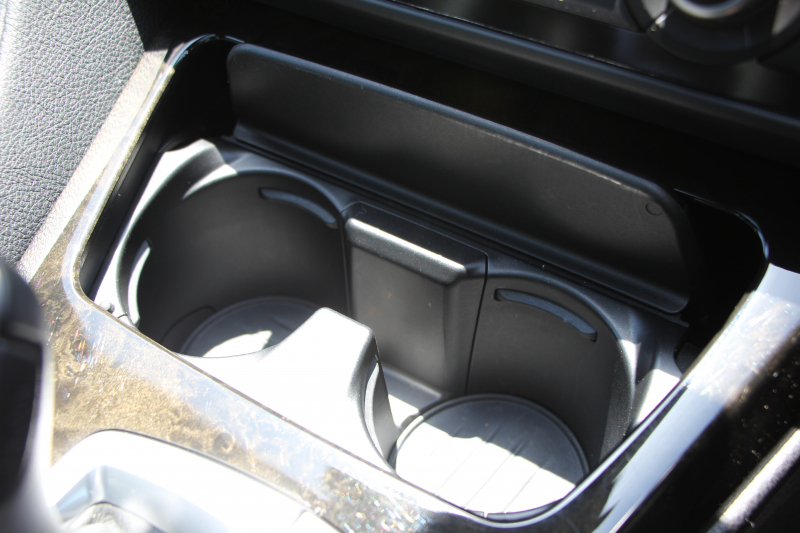 BMW 6シリーズ 640i ｸﾞﾗﾝｸｰﾍﾟMｽﾎﾟｰﾂ 変更後ﾓﾃﾞﾙ ｻﾝﾙｰﾌ ﾋｰﾀｰ黒革 LEDﾍｯﾄﾞﾗｲﾄ ｵﾌﾟｼｮﾝ20AW NEWﾃﾞｻﾞｲﾝｽﾃｱﾘﾝｸﾞ衝突軽減ﾌﾞﾚｰｷ 車線逸脱警告 歩行者警告 ｸﾙｺﾝ HDDﾅﾋﾞTV Bｶﾒﾗ ﾊﾟﾄﾞﾙｼﾌﾄ ｽﾏｰﾄｷｰ 専用ｴｱﾛ 320馬力 直6ﾀｰﾎﾞ2年保証