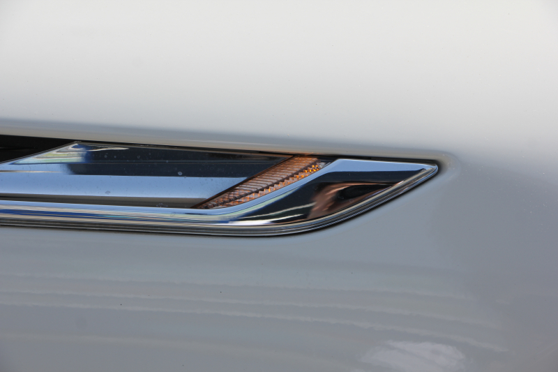 BMW 6シリーズ 640i ｸﾞﾗﾝｸｰﾍﾟMｽﾎﾟｰﾂ 変更後ﾓﾃﾞﾙ ｻﾝﾙｰﾌ ﾋｰﾀｰ黒革 LEDﾍｯﾄﾞﾗｲﾄ ｵﾌﾟｼｮﾝ20AW NEWﾃﾞｻﾞｲﾝｽﾃｱﾘﾝｸﾞ衝突軽減ﾌﾞﾚｰｷ 車線逸脱警告 歩行者警告 ｸﾙｺﾝ HDDﾅﾋﾞTV Bｶﾒﾗ ﾊﾟﾄﾞﾙｼﾌﾄ ｽﾏｰﾄｷｰ 専用ｴｱﾛ 320馬力 直6ﾀｰﾎﾞ2年保証