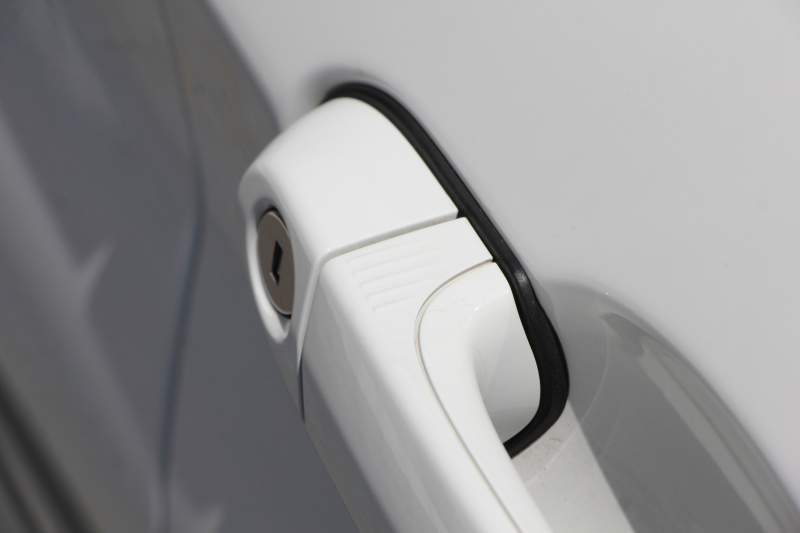 BMW 2シリーズ M235i ｸｰﾍﾟ直6ﾀｰﾎﾞ326馬力 ﾋｰﾀｰ黒革 ｱﾀﾞﾌﾟﾃｨﾌﾞMｻｽ Mｽﾎﾟｰﾂﾌﾞﾚｰｷ Bｶﾒﾗ&ﾘｱPDC 衝突軽減ﾌﾞﾚｰｷ 車線逸脱警告 歩行者警告 ﾌﾞﾚｰｷ付ｸﾙｺﾝ HDDﾅﾋﾞBluetooth接続 ｽﾏｰﾄｷｰ 専用ﾌﾞﾚｰｷ 18AW 2年保証