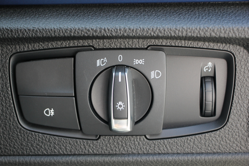 BMW 2シリーズ M235i ｸｰﾍﾟ直6ﾀｰﾎﾞ326馬力 ﾋｰﾀｰ黒革 ｱﾀﾞﾌﾟﾃｨﾌﾞMｻｽ Mｽﾎﾟｰﾂﾌﾞﾚｰｷ Bｶﾒﾗ&ﾘｱPDC 衝突軽減ﾌﾞﾚｰｷ 車線逸脱警告 歩行者警告 ﾌﾞﾚｰｷ付ｸﾙｺﾝ HDDﾅﾋﾞBluetooth接続 ｽﾏｰﾄｷｰ 専用ﾌﾞﾚｰｷ 18AW 2年保証