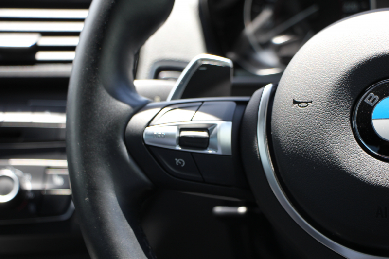 BMW 2シリーズ M235i ｸｰﾍﾟ直6ﾀｰﾎﾞ326馬力 ﾋｰﾀｰ黒革 ｱﾀﾞﾌﾟﾃｨﾌﾞMｻｽ Mｽﾎﾟｰﾂﾌﾞﾚｰｷ Bｶﾒﾗ&ﾘｱPDC 衝突軽減ﾌﾞﾚｰｷ 車線逸脱警告 歩行者警告 ﾌﾞﾚｰｷ付ｸﾙｺﾝ HDDﾅﾋﾞBluetooth接続 ｽﾏｰﾄｷｰ 専用ﾌﾞﾚｰｷ 18AW 2年保証