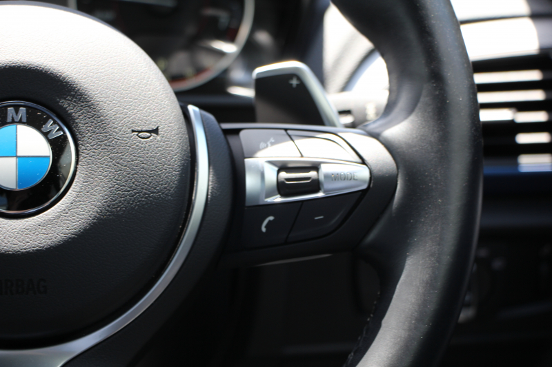 BMW 2シリーズ M235i ｸｰﾍﾟ直6ﾀｰﾎﾞ326馬力 ﾋｰﾀｰ黒革 ｱﾀﾞﾌﾟﾃｨﾌﾞMｻｽ Mｽﾎﾟｰﾂﾌﾞﾚｰｷ Bｶﾒﾗ&ﾘｱPDC 衝突軽減ﾌﾞﾚｰｷ 車線逸脱警告 歩行者警告 ﾌﾞﾚｰｷ付ｸﾙｺﾝ HDDﾅﾋﾞBluetooth接続 ｽﾏｰﾄｷｰ 専用ﾌﾞﾚｰｷ 18AW 2年保証