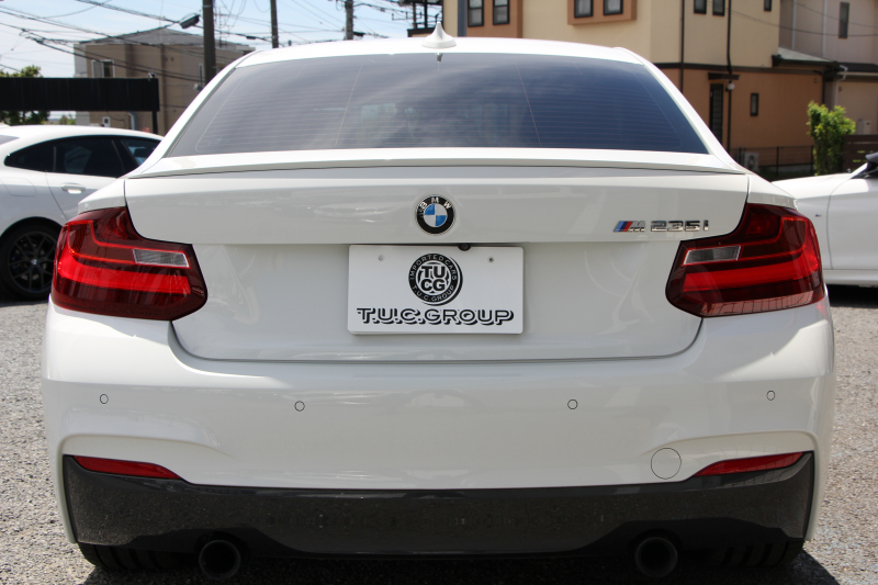 BMW 2シリーズ M235i ｸｰﾍﾟ直6ﾀｰﾎﾞ326馬力 ﾋｰﾀｰ黒革 ｱﾀﾞﾌﾟﾃｨﾌﾞMｻｽ Mｽﾎﾟｰﾂﾌﾞﾚｰｷ Bｶﾒﾗ&ﾘｱPDC 衝突軽減ﾌﾞﾚｰｷ 車線逸脱警告 歩行者警告 ﾌﾞﾚｰｷ付ｸﾙｺﾝ HDDﾅﾋﾞBluetooth接続 ｽﾏｰﾄｷｰ 専用ﾌﾞﾚｰｷ 18AW 2年保証