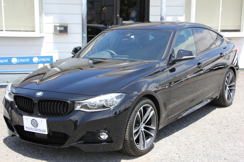 BMW 3シリーズ 320i ｸﾞﾗﾝﾂｰﾘｽﾓ Mｽﾎﾟｰﾂ 後期LCI 新ｴﾝｼﾞﾝ ﾋｰﾀｰ黒革 LEDﾍｯﾄﾞﾗｲﾄ&ﾃｰﾙ 追従ACC ﾚｰﾝﾁｪﾝｼﾞ警告 衝突軽減ﾌﾞﾚｰｷ 車線逸脱警告 歩行者警告 HDDﾅﾋﾞTOPﾋﾞｭｰｶﾒﾗ ｻｲﾄﾞﾋﾞｭｰｶﾒﾗ 電動ﾄﾗﾝｸ ｽﾏｰﾄｷｰ 2年保証