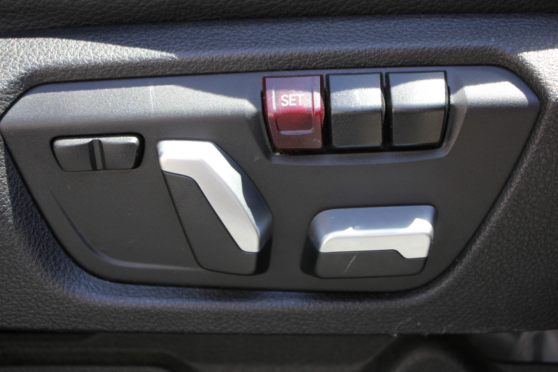 BMW 3シリーズ 320i ｸﾞﾗﾝﾂｰﾘｽﾓ Mｽﾎﾟｰﾂ 後期LCI 新ｴﾝｼﾞﾝ ﾋｰﾀｰ黒革 LEDﾍｯﾄﾞﾗｲﾄ&ﾃｰﾙ 追従ACC ﾚｰﾝﾁｪﾝｼﾞ警告 衝突軽減ﾌﾞﾚｰｷ 車線逸脱警告 歩行者警告 HDDﾅﾋﾞTOPﾋﾞｭｰｶﾒﾗ ｻｲﾄﾞﾋﾞｭｰｶﾒﾗ 電動ﾄﾗﾝｸ ｽﾏｰﾄｷｰ 2年保証