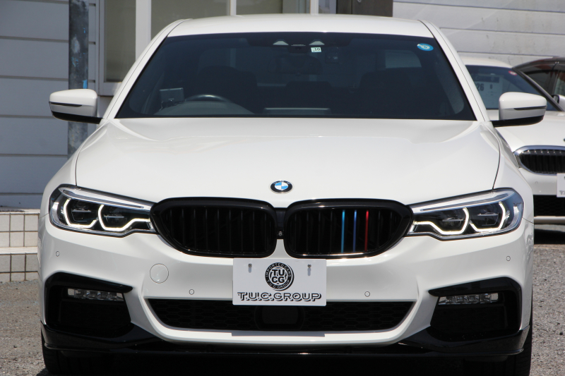 BMW 5シリーズ 530i Mｽﾎﾟｰﾂ ｺﾝﾌｫｰﾄP 高出力 252馬力 全ﾋｰﾀｰ黒革 ﾏｯｻｰｼﾞｱｸﾃｨﾌﾞﾍﾞﾝﾁﾚｰｼｮﾝ ｺﾝﾌｫｰﾄｼｰﾄ 追従ACC ｽﾃｱﾘﾝｸﾞｻﾎﾟｰﾄ LEDﾍｯﾄﾞﾗｲﾄ ｵｰﾄﾊｲﾋﾞｰﾑ ﾀｯﾁ画面ﾅﾋﾞTV 360度ﾊﾟﾉﾗﾏｶﾒﾗ 電動ﾄﾗﾝｸ 前後ｴｱﾛ ﾌﾞﾗｯｸ19AW 2年保証
