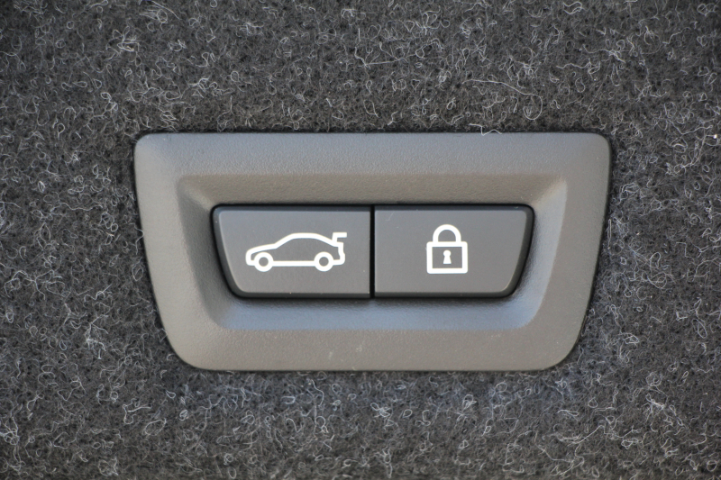 BMW 5シリーズ 530i Mｽﾎﾟｰﾂ ｺﾝﾌｫｰﾄP 高出力 252馬力 全ﾋｰﾀｰ黒革 ﾏｯｻｰｼﾞｱｸﾃｨﾌﾞﾍﾞﾝﾁﾚｰｼｮﾝ ｺﾝﾌｫｰﾄｼｰﾄ 追従ACC ｽﾃｱﾘﾝｸﾞｻﾎﾟｰﾄ LEDﾍｯﾄﾞﾗｲﾄ ｵｰﾄﾊｲﾋﾞｰﾑ ﾀｯﾁ画面ﾅﾋﾞTV 360度ﾊﾟﾉﾗﾏｶﾒﾗ 電動ﾄﾗﾝｸ 前後ｴｱﾛ ﾌﾞﾗｯｸ19AW 2年保証