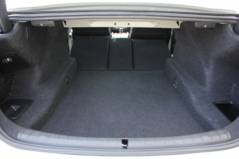 BMW 5シリーズ 530i Mｽﾎﾟｰﾂ ｺﾝﾌｫｰﾄP 高出力 252馬力 全ﾋｰﾀｰ黒革 ﾏｯｻｰｼﾞｱｸﾃｨﾌﾞﾍﾞﾝﾁﾚｰｼｮﾝ ｺﾝﾌｫｰﾄｼｰﾄ 追従ACC ｽﾃｱﾘﾝｸﾞｻﾎﾟｰﾄ LEDﾍｯﾄﾞﾗｲﾄ ｵｰﾄﾊｲﾋﾞｰﾑ ﾀｯﾁ画面ﾅﾋﾞTV 360度ﾊﾟﾉﾗﾏｶﾒﾗ 電動ﾄﾗﾝｸ 前後ｴｱﾛ ﾌﾞﾗｯｸ19AW 2年保証