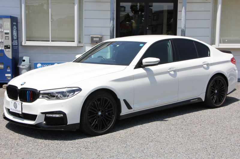 BMW 5シリーズ 530i Mｽﾎﾟｰﾂ ｺﾝﾌｫｰﾄP 高出力 252馬力 全ﾋｰﾀｰ黒革 ﾏｯｻｰｼﾞｱｸﾃｨﾌﾞﾍﾞﾝﾁﾚｰｼｮﾝ ｺﾝﾌｫｰﾄｼｰﾄ 追従ACC ｽﾃｱﾘﾝｸﾞｻﾎﾟｰﾄ LEDﾍｯﾄﾞﾗｲﾄ ｵｰﾄﾊｲﾋﾞｰﾑ ﾀｯﾁ画面ﾅﾋﾞTV 360度ﾊﾟﾉﾗﾏｶﾒﾗ 電動ﾄﾗﾝｸ 前後ｴｱﾛ ﾌﾞﾗｯｸ19AW 2年保証