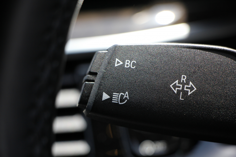 BMW 5シリーズ 530i Mｽﾎﾟｰﾂ ｺﾝﾌｫｰﾄP 高出力 252馬力 全ﾋｰﾀｰ黒革 ﾏｯｻｰｼﾞｱｸﾃｨﾌﾞﾍﾞﾝﾁﾚｰｼｮﾝ ｺﾝﾌｫｰﾄｼｰﾄ 追従ACC ｽﾃｱﾘﾝｸﾞｻﾎﾟｰﾄ LEDﾍｯﾄﾞﾗｲﾄ ｵｰﾄﾊｲﾋﾞｰﾑ ﾀｯﾁ画面ﾅﾋﾞTV 360度ﾊﾟﾉﾗﾏｶﾒﾗ 電動ﾄﾗﾝｸ 前後ｴｱﾛ ﾌﾞﾗｯｸ19AW 2年保証