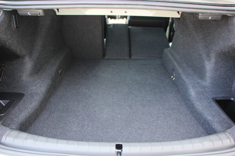 BMW 5シリーズ 530i Mｽﾎﾟｰﾂ ｺﾝﾌｫｰﾄP 高出力 252馬力 全ﾋｰﾀｰ黒革 ﾏｯｻｰｼﾞｱｸﾃｨﾌﾞﾍﾞﾝﾁﾚｰｼｮﾝ ｺﾝﾌｫｰﾄｼｰﾄ 追従ACC ｽﾃｱﾘﾝｸﾞｻﾎﾟｰﾄ LEDﾍｯﾄﾞﾗｲﾄ ｵｰﾄﾊｲﾋﾞｰﾑ ﾀｯﾁ画面ﾅﾋﾞTV 360度ﾊﾟﾉﾗﾏｶﾒﾗ 電動ﾄﾗﾝｸ 前後ｴｱﾛ ﾌﾞﾗｯｸ19AW 2年保証