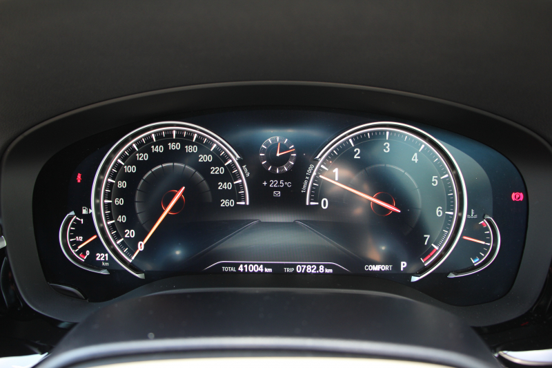 BMW 5シリーズ 530i Mｽﾎﾟｰﾂ ｺﾝﾌｫｰﾄP 高出力 252馬力 全ﾋｰﾀｰ黒革 ﾏｯｻｰｼﾞｱｸﾃｨﾌﾞﾍﾞﾝﾁﾚｰｼｮﾝ ｺﾝﾌｫｰﾄｼｰﾄ 追従ACC ｽﾃｱﾘﾝｸﾞｻﾎﾟｰﾄ LEDﾍｯﾄﾞﾗｲﾄ ｵｰﾄﾊｲﾋﾞｰﾑ ﾀｯﾁ画面ﾅﾋﾞTV 360度ﾊﾟﾉﾗﾏｶﾒﾗ 電動ﾄﾗﾝｸ 前後ｴｱﾛ ﾌﾞﾗｯｸ19AW 2年保証