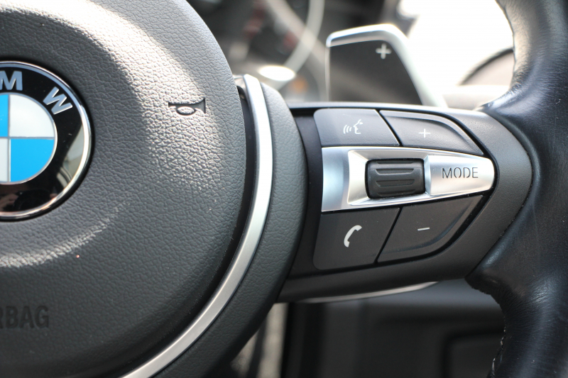 BMW 2シリーズ M235i ｸｰﾍﾟ1ｵｰﾅ 直6ﾀｰﾎﾞ326馬力 ﾋｰﾀｰ黒革 Mﾊﾟﾌｫｰﾏﾝｽﾘｯﾌﾟ&ｲﾝﾃﾘｱ BBS18AW ｱﾀﾞﾌﾟﾃｨﾌﾞMｻｽ Mｽﾎﾟｰﾂﾌﾞﾚｰｷ Bｶﾒﾗ&ﾘｱPDC 衝突軽減ﾌﾞﾚｰｷ 車線逸脱警告 歩行者警告 ﾌﾞﾚｰｷ付ｸﾙｺﾝ HDDﾅﾋﾞBluetooth接続 ｽﾏｰﾄｷｰ 専用ﾌﾞﾚｰｷ 2年保証