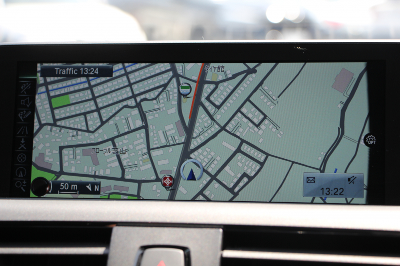 BMW 2シリーズ M235i ｸｰﾍﾟ1ｵｰﾅ 直6ﾀｰﾎﾞ326馬力 ﾋｰﾀｰ黒革 Mﾊﾟﾌｫｰﾏﾝｽﾘｯﾌﾟ&ｲﾝﾃﾘｱ BBS18AW ｱﾀﾞﾌﾟﾃｨﾌﾞMｻｽ Mｽﾎﾟｰﾂﾌﾞﾚｰｷ Bｶﾒﾗ&ﾘｱPDC 衝突軽減ﾌﾞﾚｰｷ 車線逸脱警告 歩行者警告 ﾌﾞﾚｰｷ付ｸﾙｺﾝ HDDﾅﾋﾞBluetooth接続 ｽﾏｰﾄｷｰ 専用ﾌﾞﾚｰｷ 2年保証