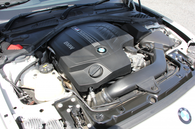 BMW 2シリーズ M235i ｸｰﾍﾟ1ｵｰﾅ 直6ﾀｰﾎﾞ326馬力 ﾋｰﾀｰ黒革 Mﾊﾟﾌｫｰﾏﾝｽﾘｯﾌﾟ&ｲﾝﾃﾘｱ BBS18AW ｱﾀﾞﾌﾟﾃｨﾌﾞMｻｽ Mｽﾎﾟｰﾂﾌﾞﾚｰｷ Bｶﾒﾗ&ﾘｱPDC 衝突軽減ﾌﾞﾚｰｷ 車線逸脱警告 歩行者警告 ﾌﾞﾚｰｷ付ｸﾙｺﾝ HDDﾅﾋﾞBluetooth接続 ｽﾏｰﾄｷｰ 専用ﾌﾞﾚｰｷ 2年保証